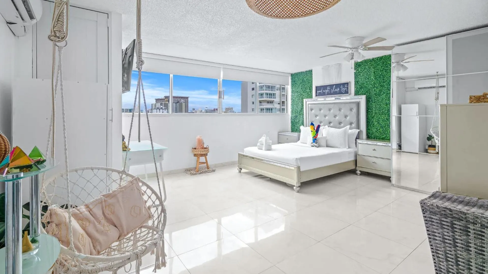 Million Dollar Ocean And City View Penthouse Suite San Juan Appartement